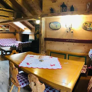 https://casanova-nelle-dolomiti.hotelinveneto.com