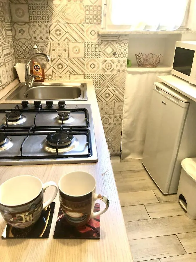 Joy House -Central City Near Metro Arco Della Pace Brera-Entire Apartment Perfect For Work & Play, Nightlife With Ac & Fast Wifi Welcome To The Cool Joy House! Milan Italy