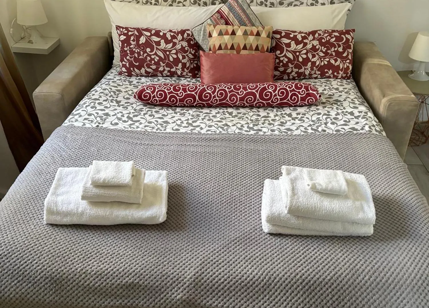 Joy House -Central City Near Metro Arco Della Pace Brera-Entire Apartment Perfect For Work & Play, Nightlife With Ac & Fast Wifi Welcome To The Cool Joy House! Milan