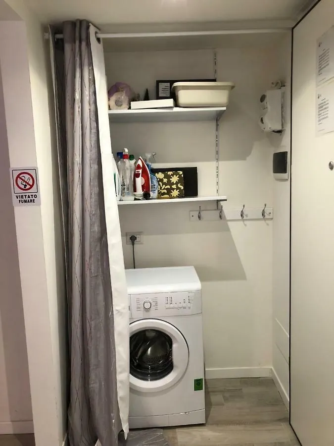 Joy House -Central City Near Metro Arco Della Pace Brera-Entire Apartment Perfect For Work & Play, Nightlife With Ac & Fast Wifi Welcome To The Cool Joy House! Milan 0*,  Italy